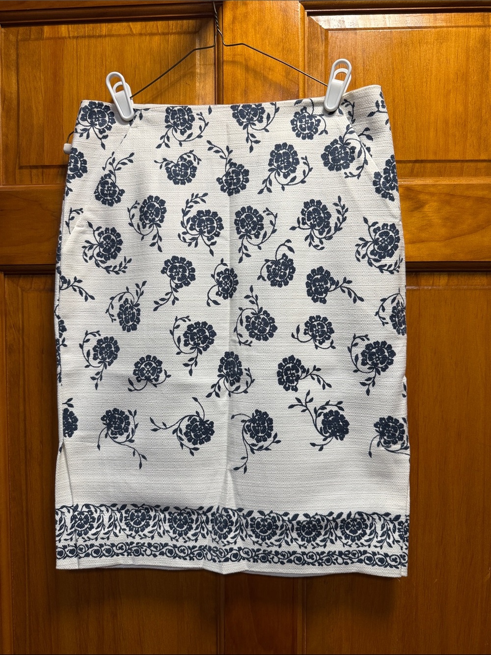 White & Navy Floral Pencil Skirt